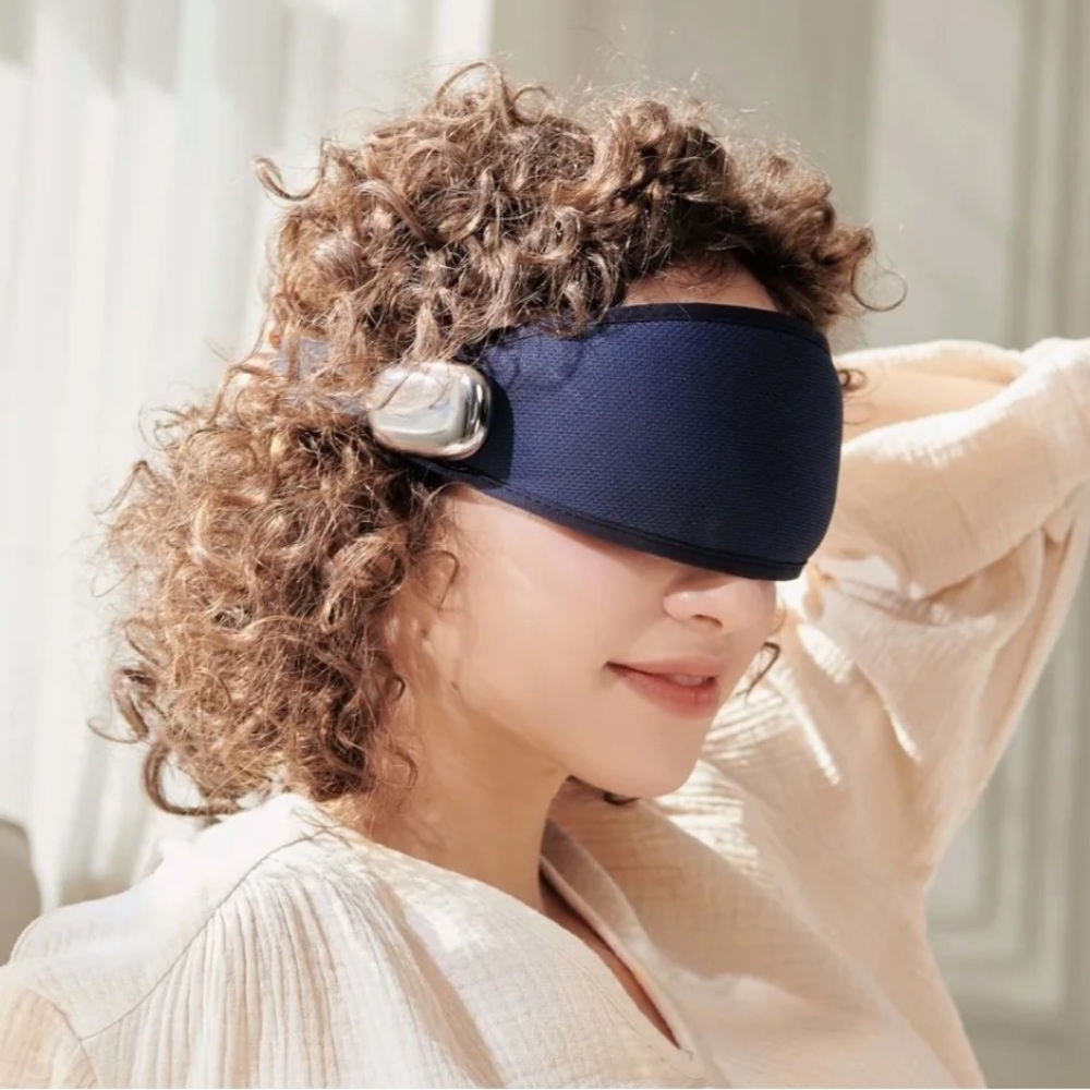 In Pkg Massaging Cooling and Warming Robot Eye Mask for Sleep and Relaxation